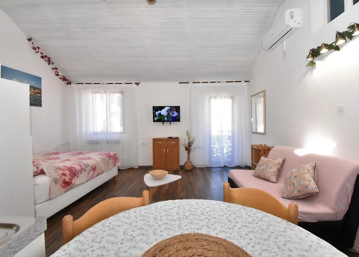 Skoric Volosko Daire *