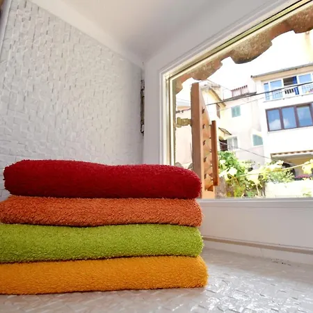 Skoric Volosko אופטיה