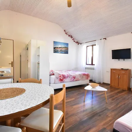 Skoric Volosko Apartment